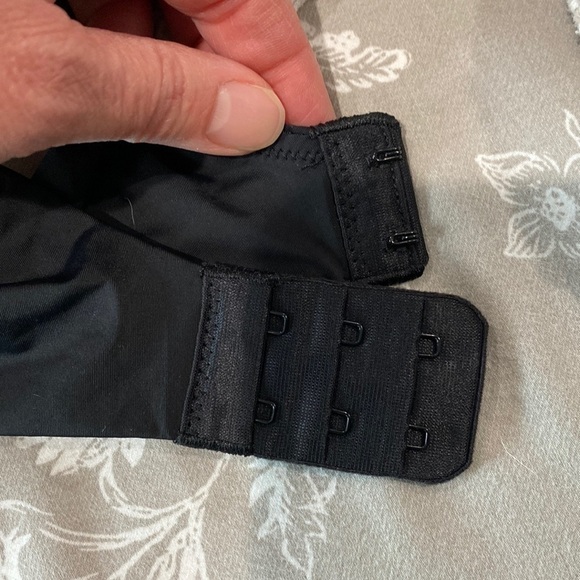 Victoria’s Secret No Wire T Shirt Lightly Lined Bra 36C EUC - Picture 7 of 9